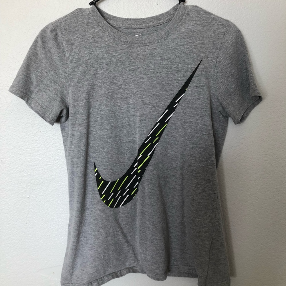 Nike short sleeve